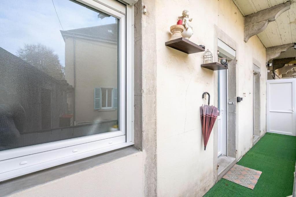 Superbe Appartement Avec Parking Gratuit Lons-le-Saunier Exteriér fotografie