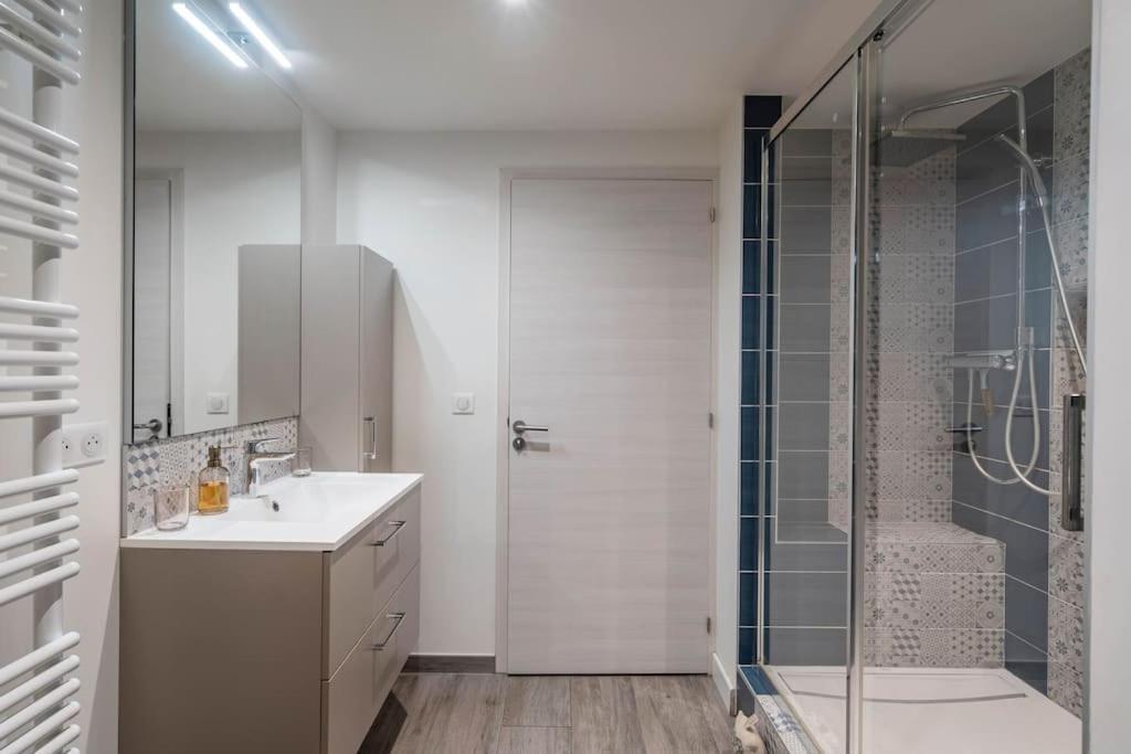 Superbe Appartement Avec Parking Gratuit Lons-le-Saunier Exteriér fotografie