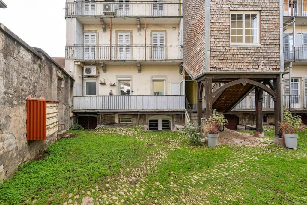 Superbe Appartement Avec Parking Gratuit Lons-le-Saunier Exteriér fotografie